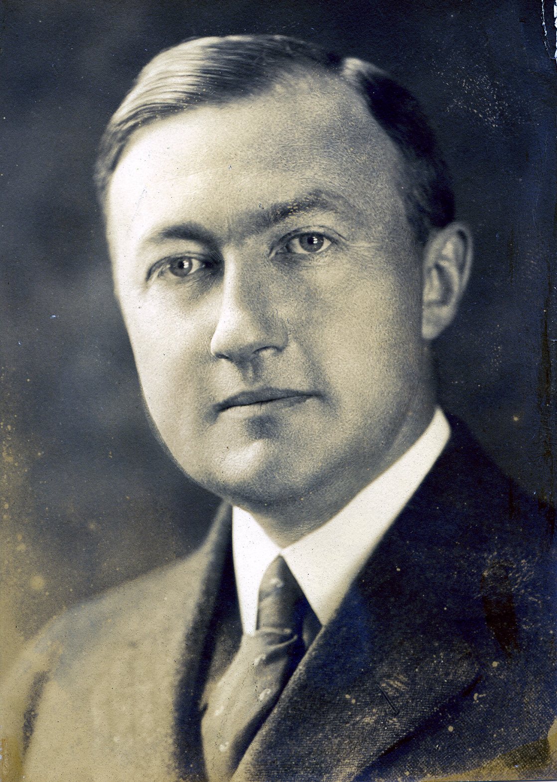 Member portrait of Henry Goddard Leach